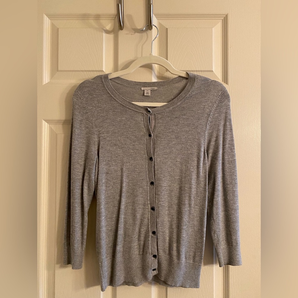 Halogen Gray 3/4 Sleeve Cardigan Lightweight Button Front Basic Layering Top